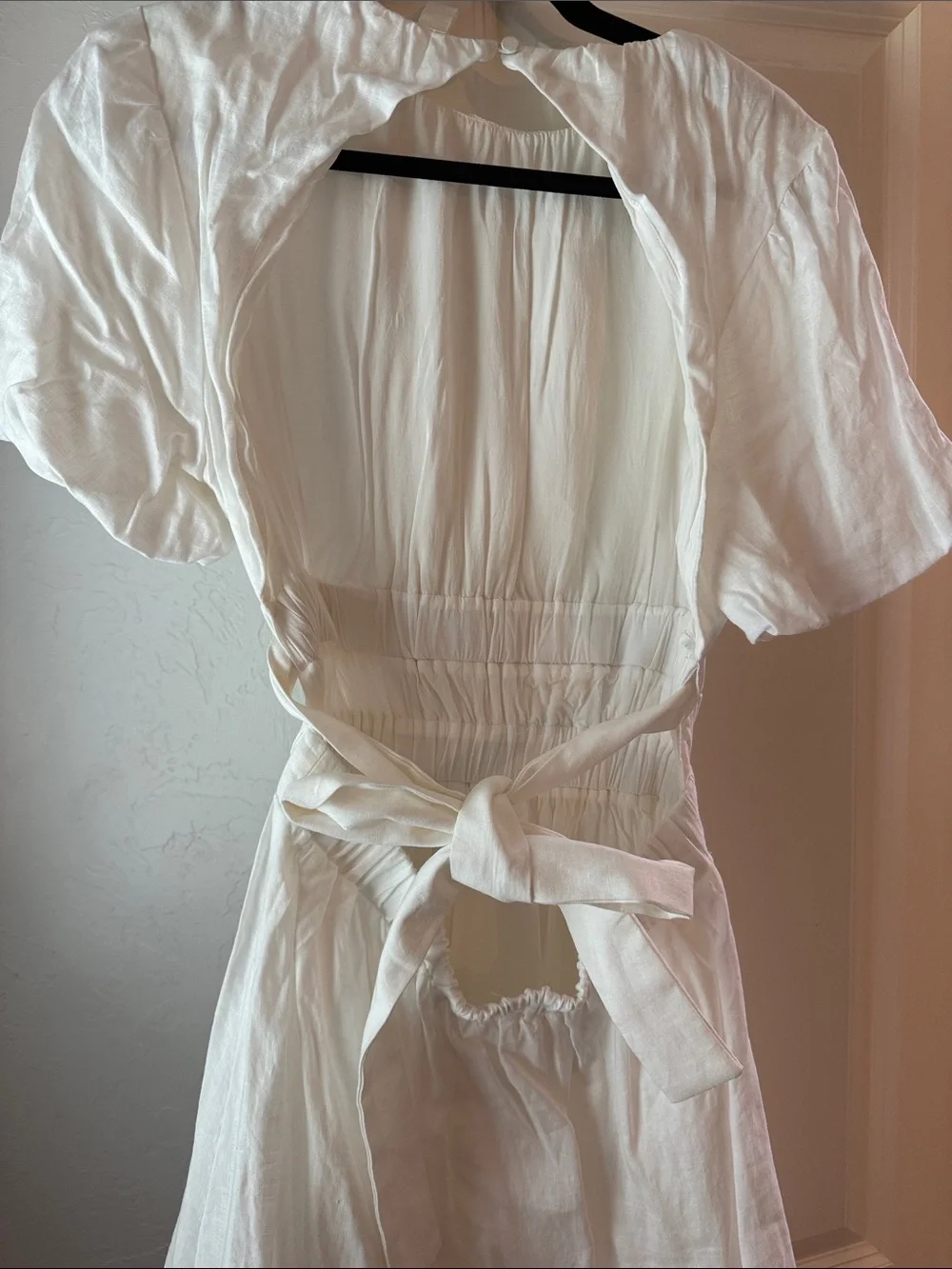 Sir Franc White Open-Back Puff Sleeve Mini Dress - Picture 4 of 4